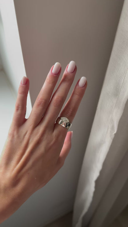 TALIA RING